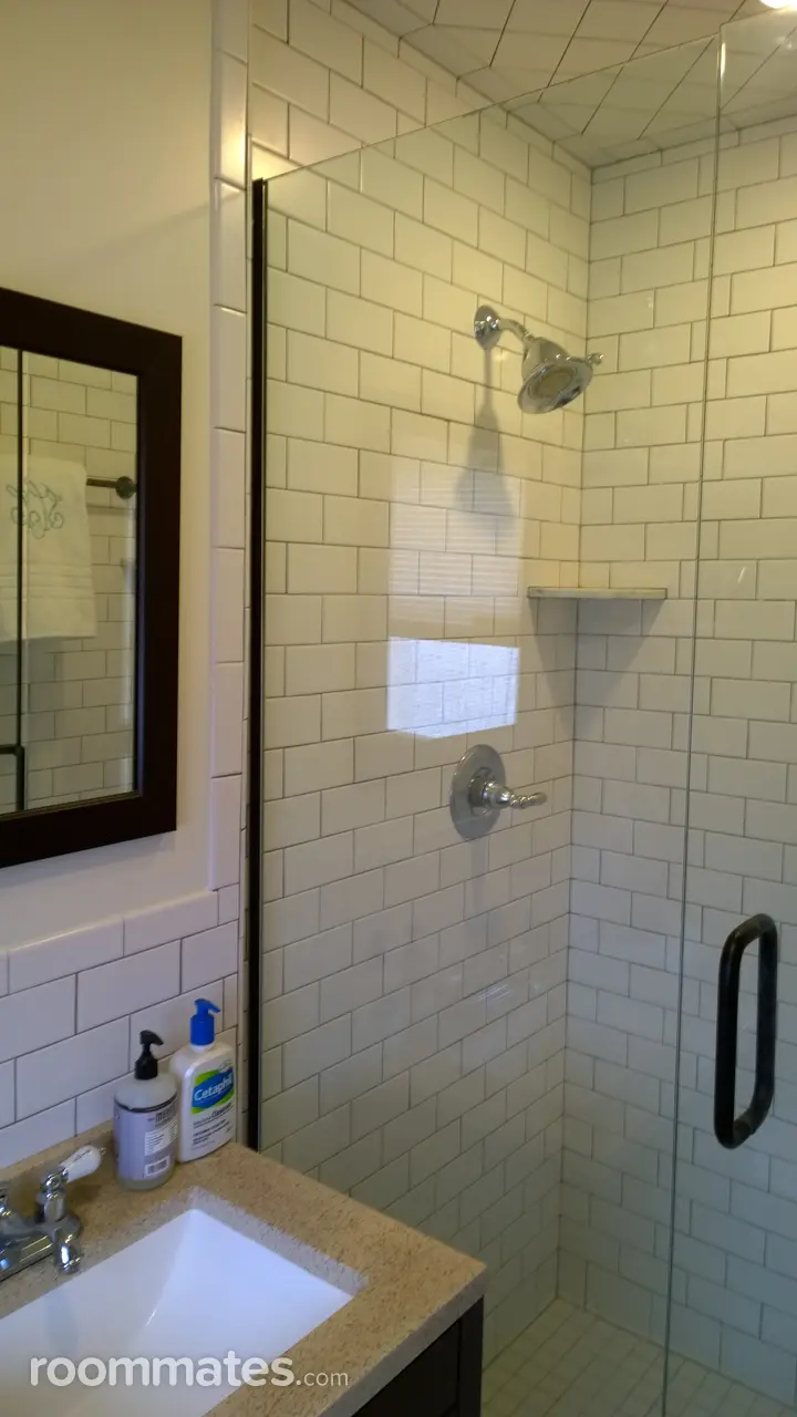 Profile photo 2 of 14