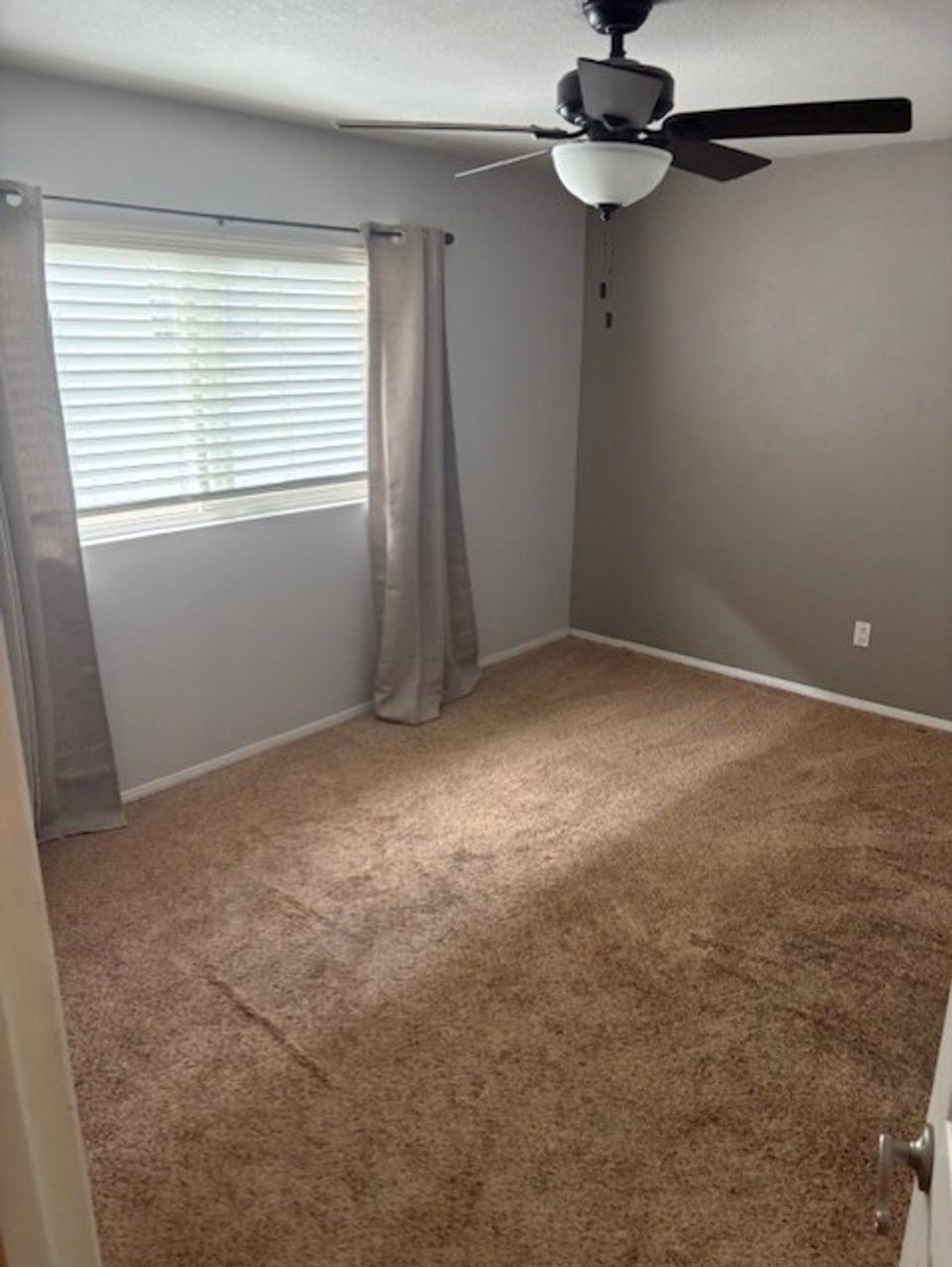 Profile photo 1 of 9