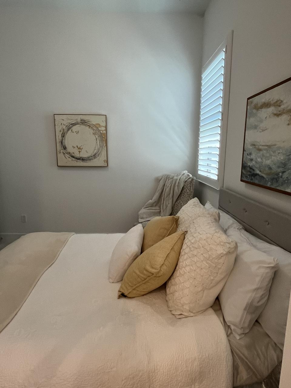 Profile photo 4 of 10