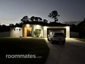 Room for rent in North Port, FL $900, house