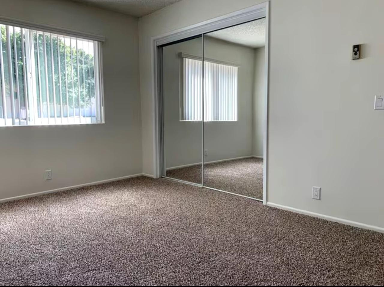 Profile photo 3 of 4