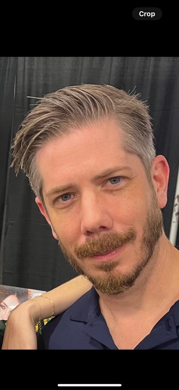 Profile photo 8 of 8