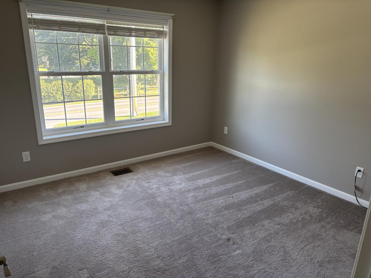 Profile photo 6 of 8