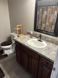 Room for rent in Waynesboro, PA $950, house