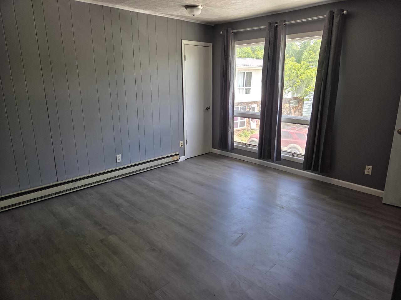 Profile photo 3 of 7