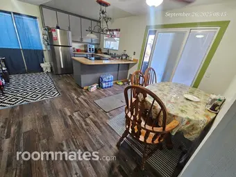 Room for rent in Sacramento, CA $795, house