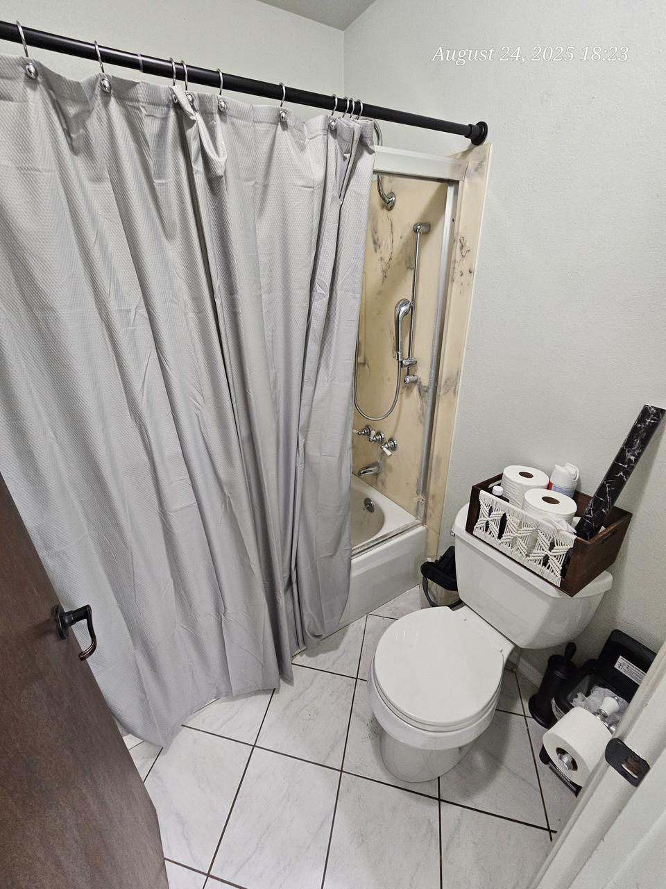 Profile photo 6 of 13