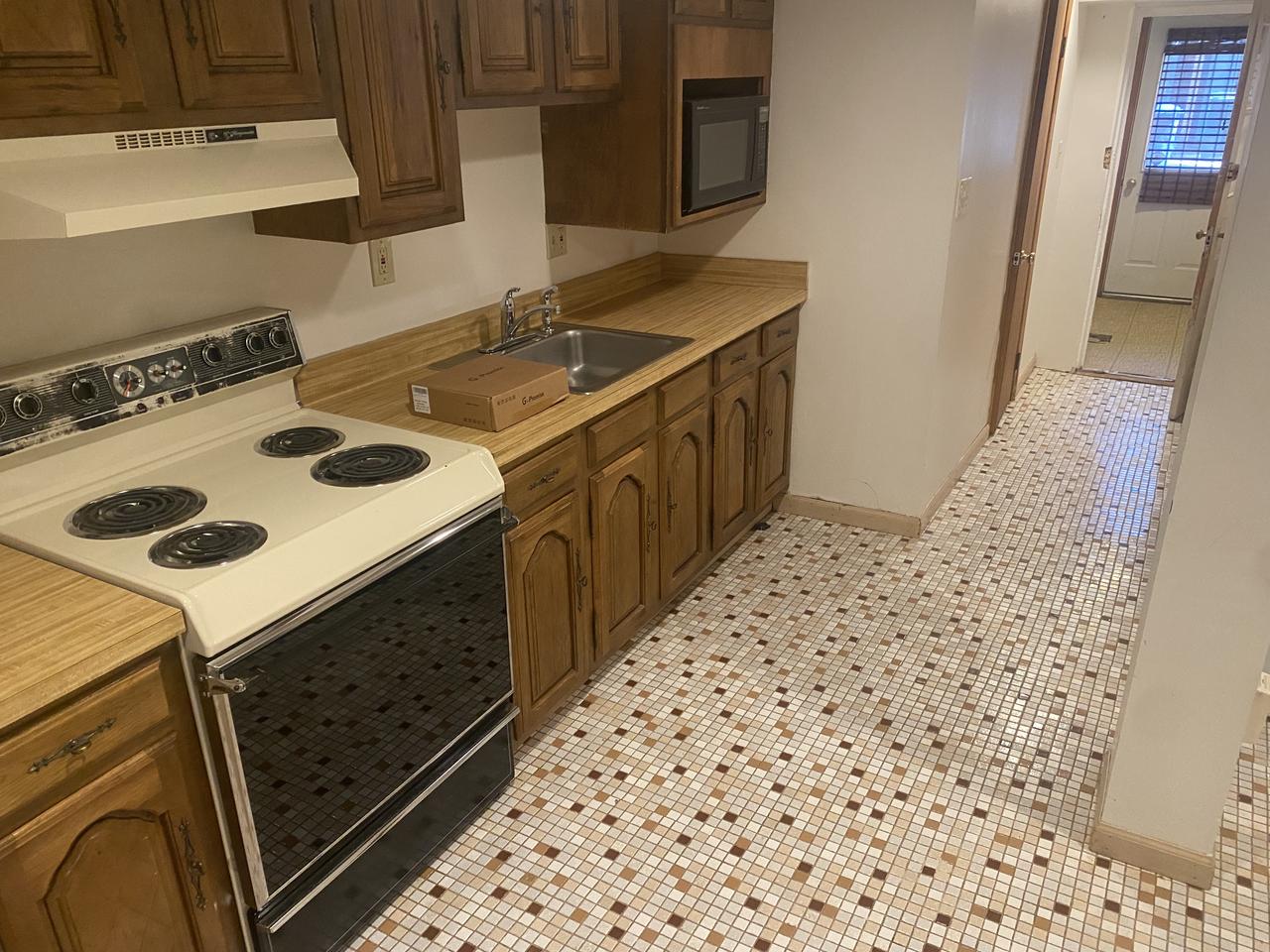 Profile photo 5 of 11