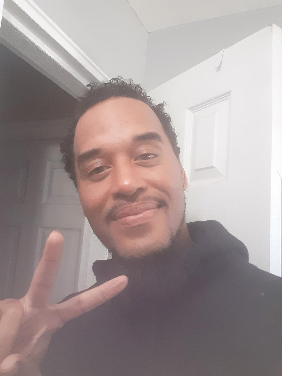 Profile photo 9 of 10