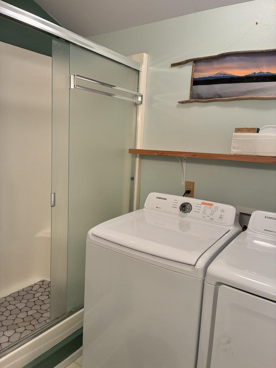 Profile photo 5 of 12