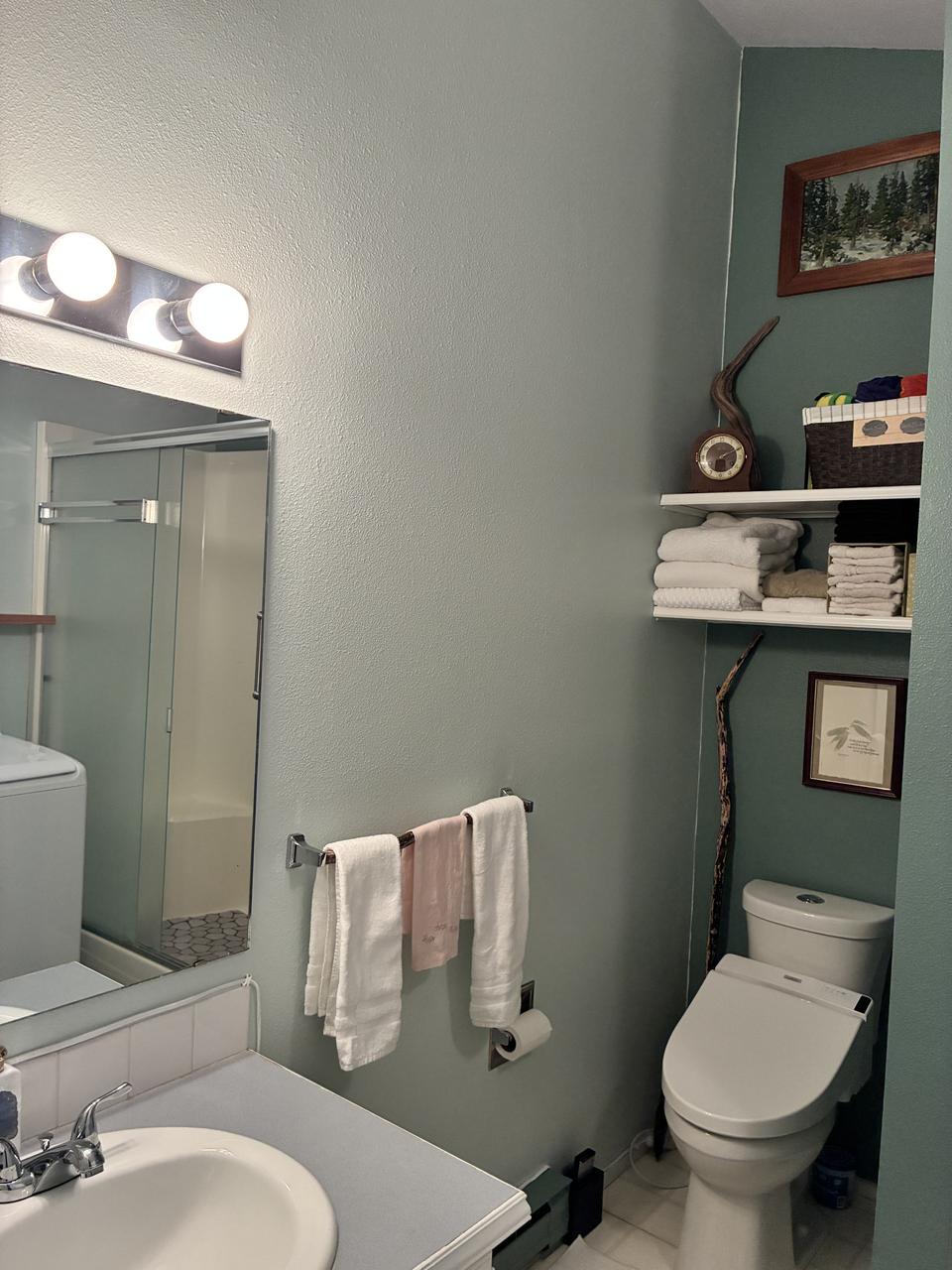 Profile photo 4 of 12