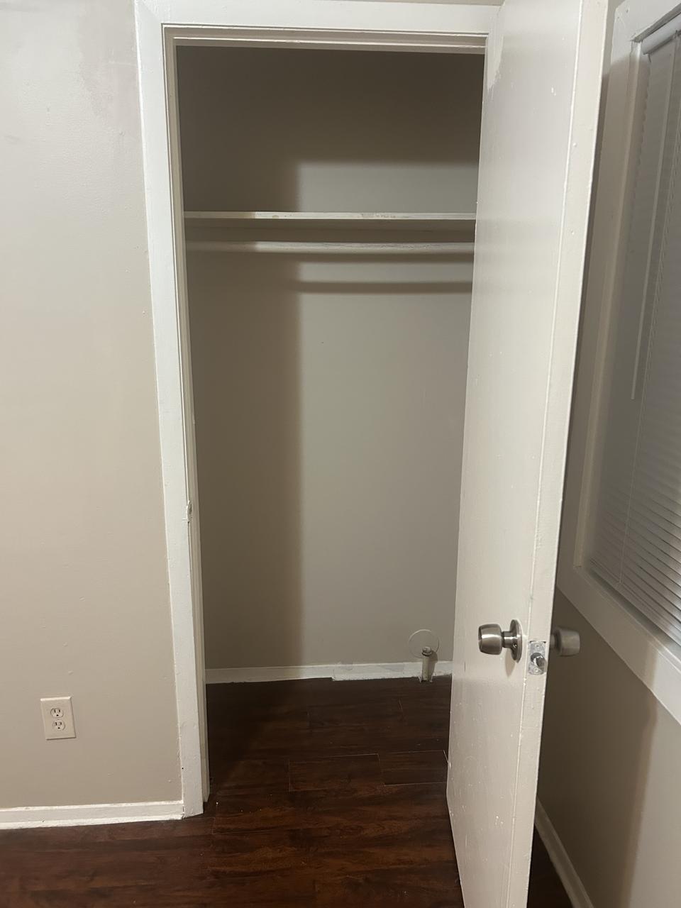 Profile photo 1 of 10