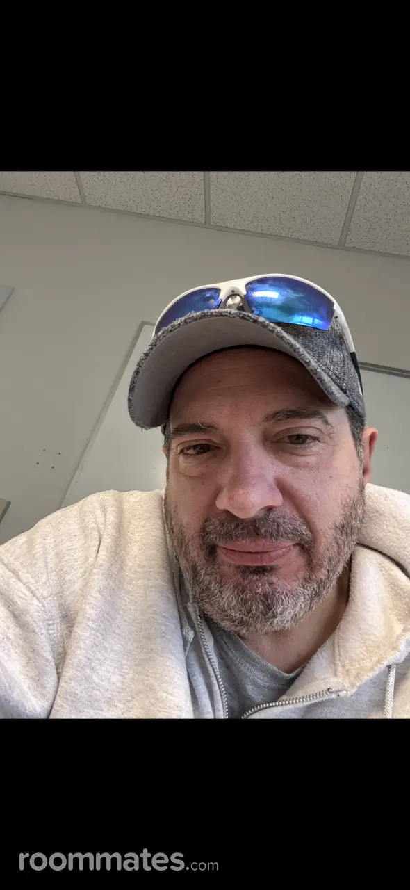 Profile photo 1 of 1