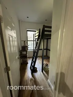 Room for rent in New York, NY $1000, house
