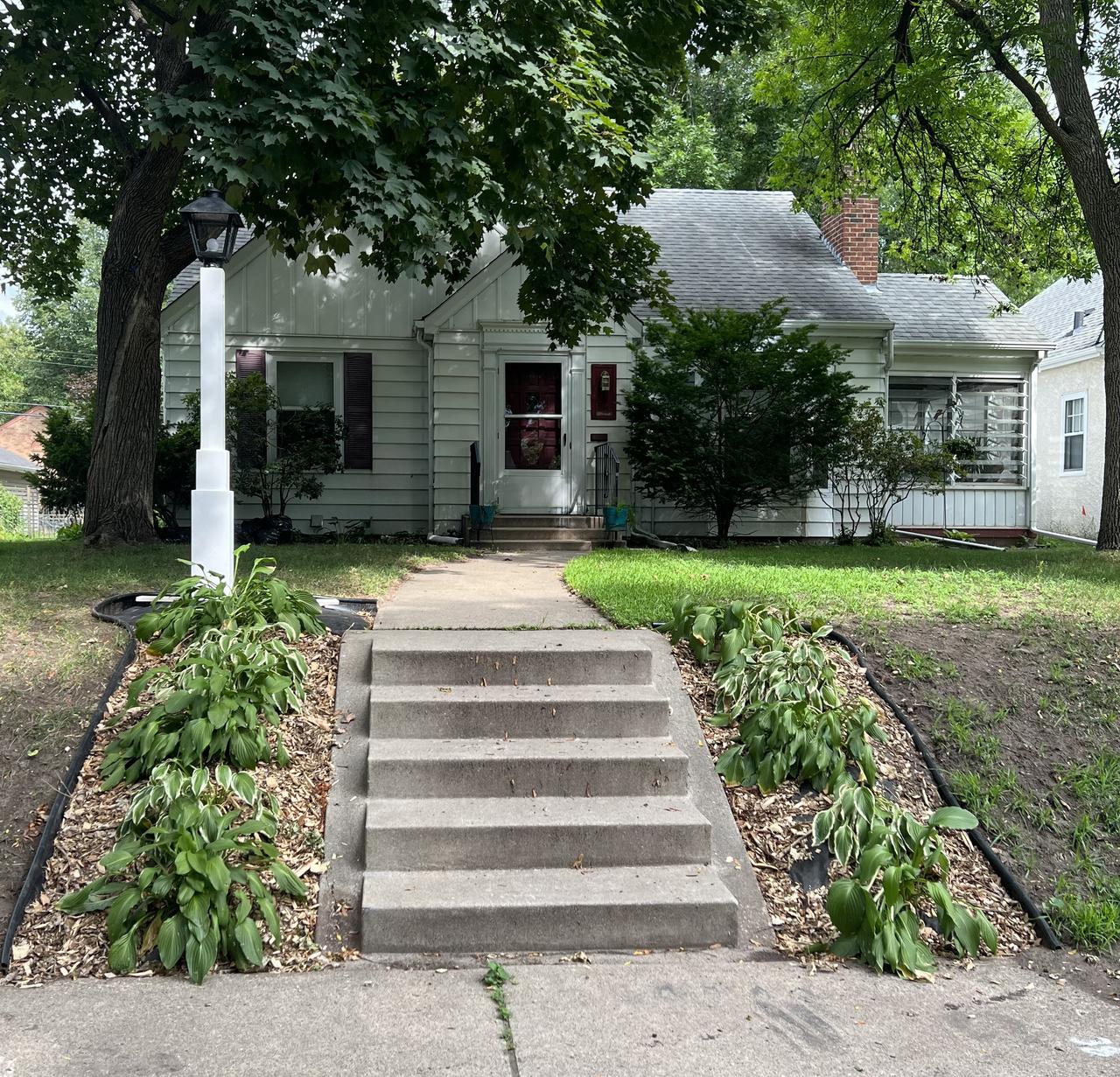 Profile photo 8 of 11