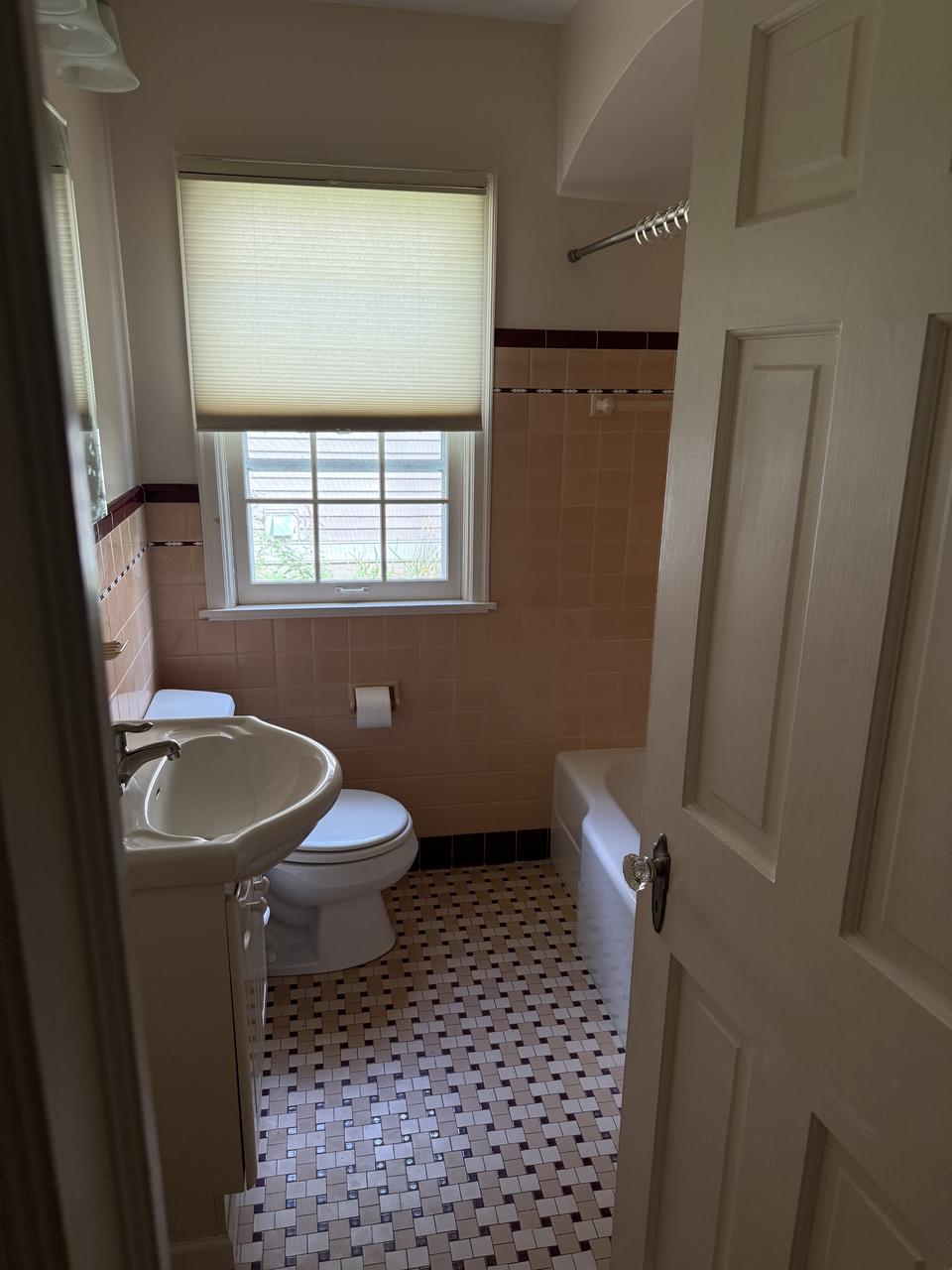 Profile photo 3 of 11