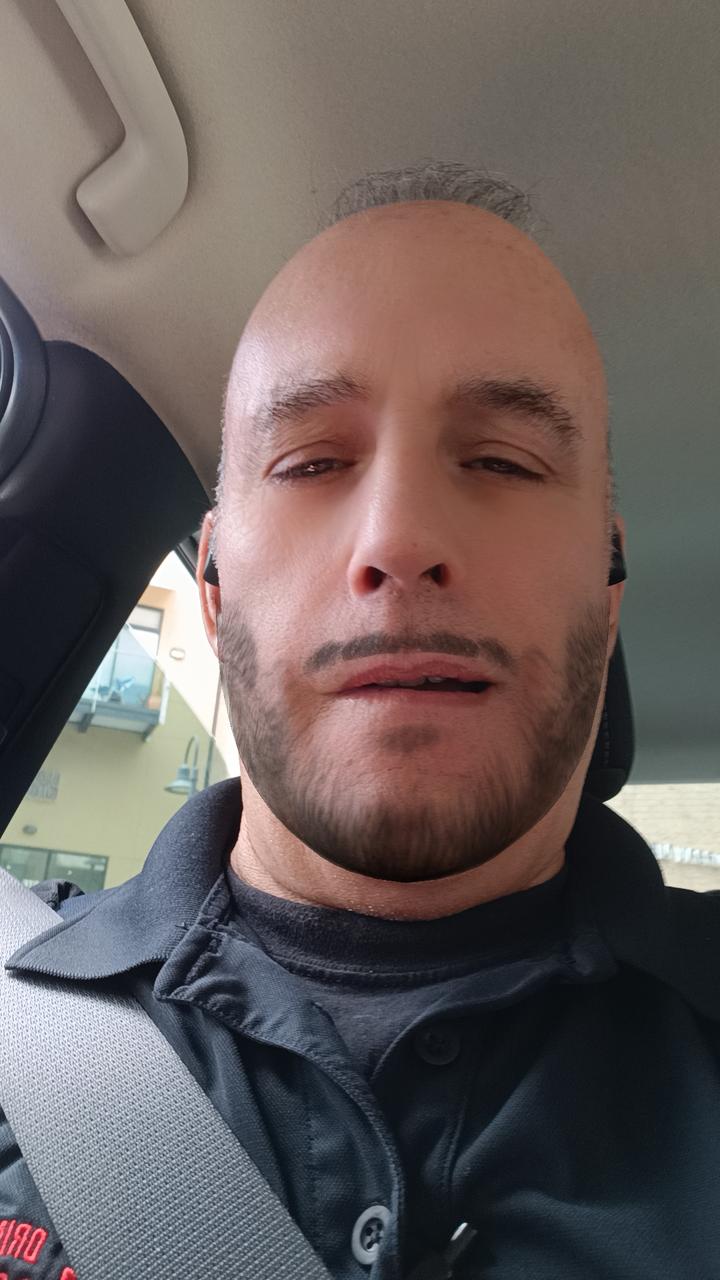 Profile photo 9 of 9