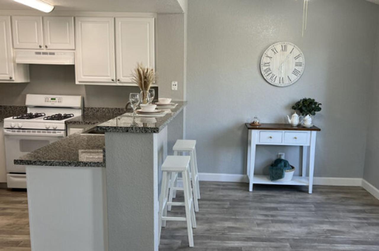 Profile photo 3 of 5