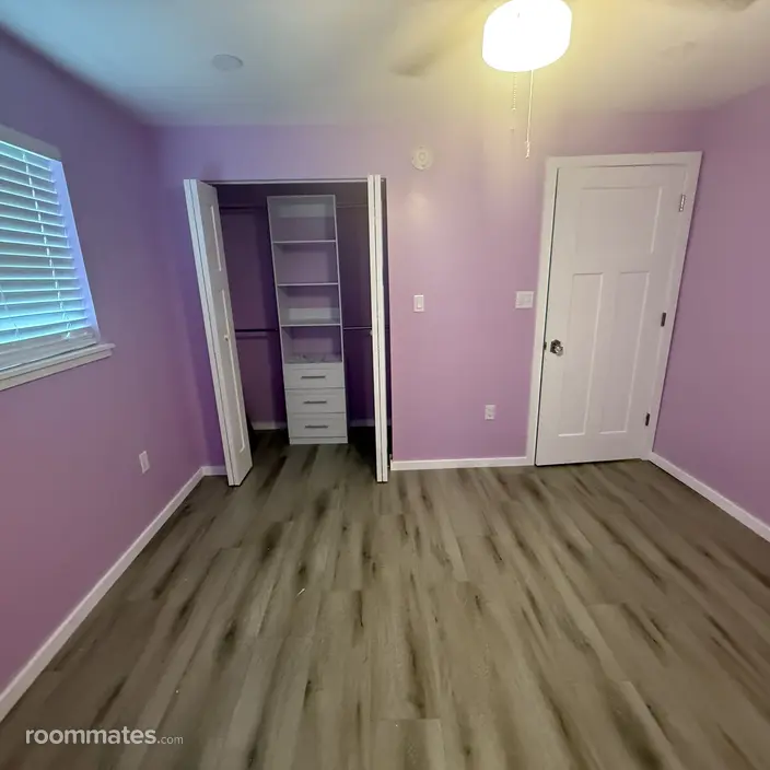 Room for rent in Brunswick, GA $1000, house