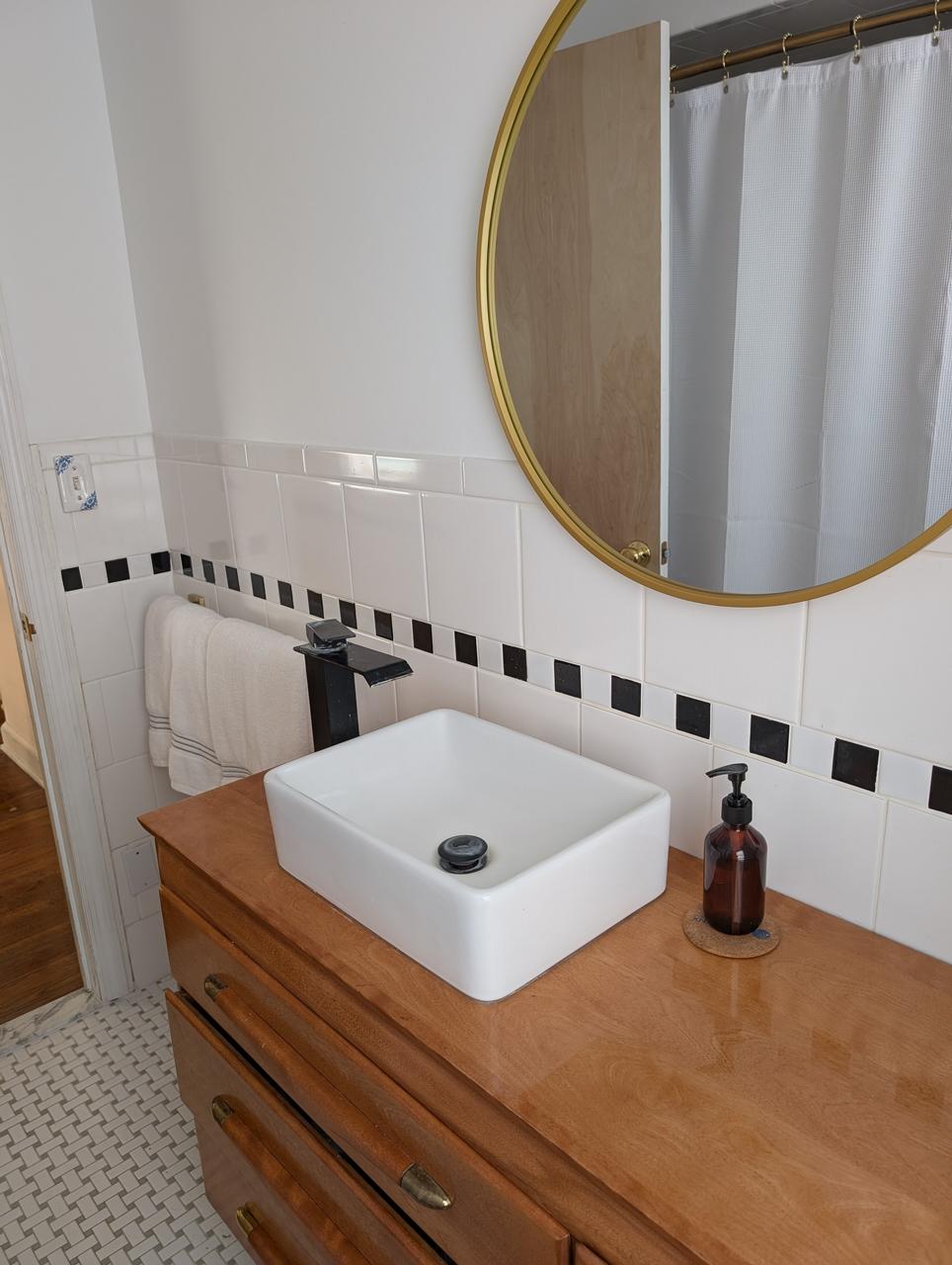 Profile photo 7 of 9