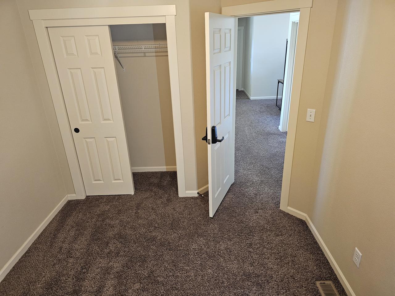 Profile photo 3 of 7