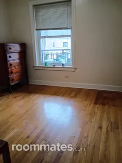 Room for rent in Evanston, IL $1200, condo