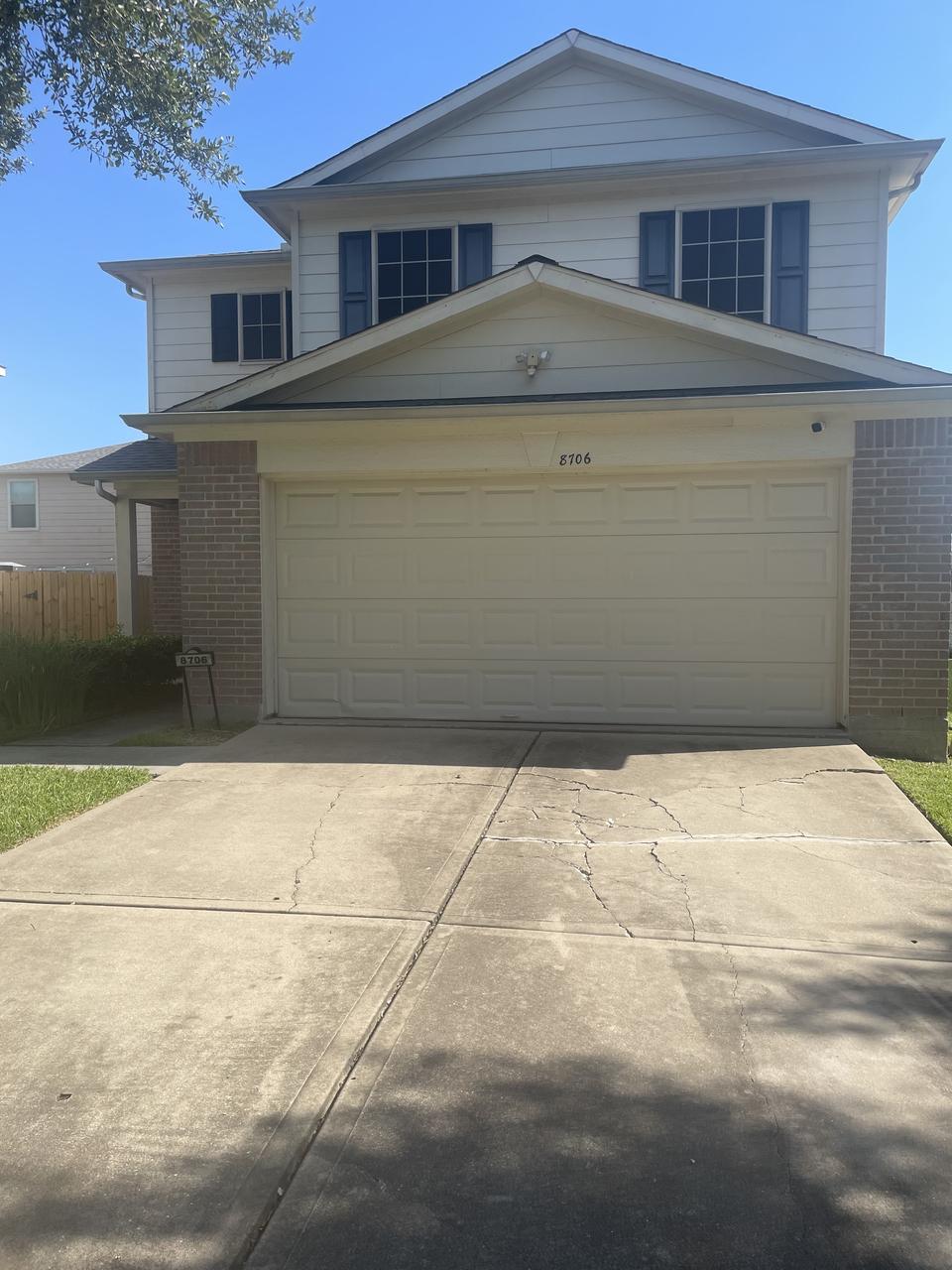 Profile photo 6 of 10