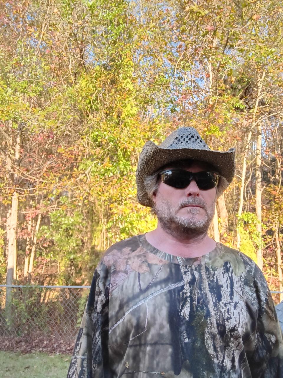 Profile photo 4 of 4