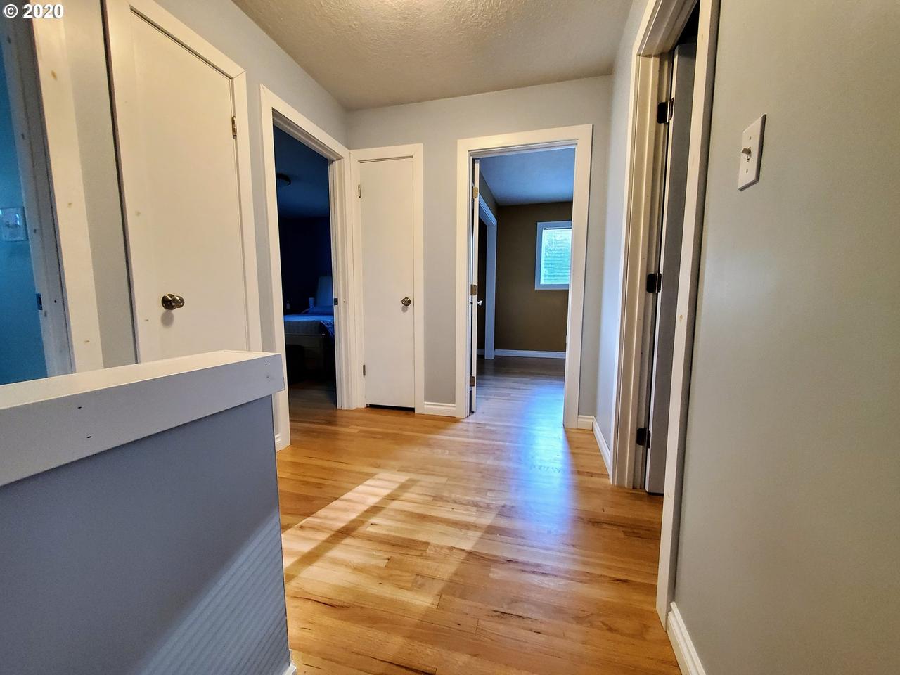 Profile photo 4 of 8