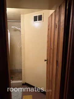 Room for rent in Redford Charter Township, MI $850, house
