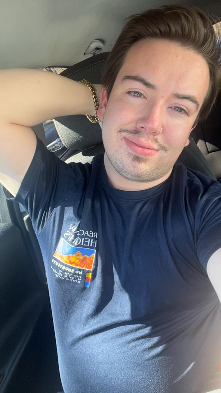 Profile photo 5 of 5