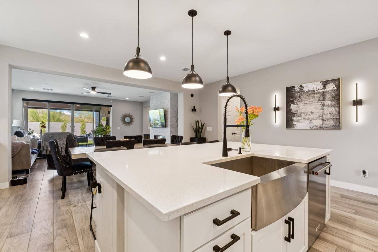 Profile photo 6 of 11