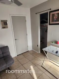 Room for rent in Tucson, AZ $900, house