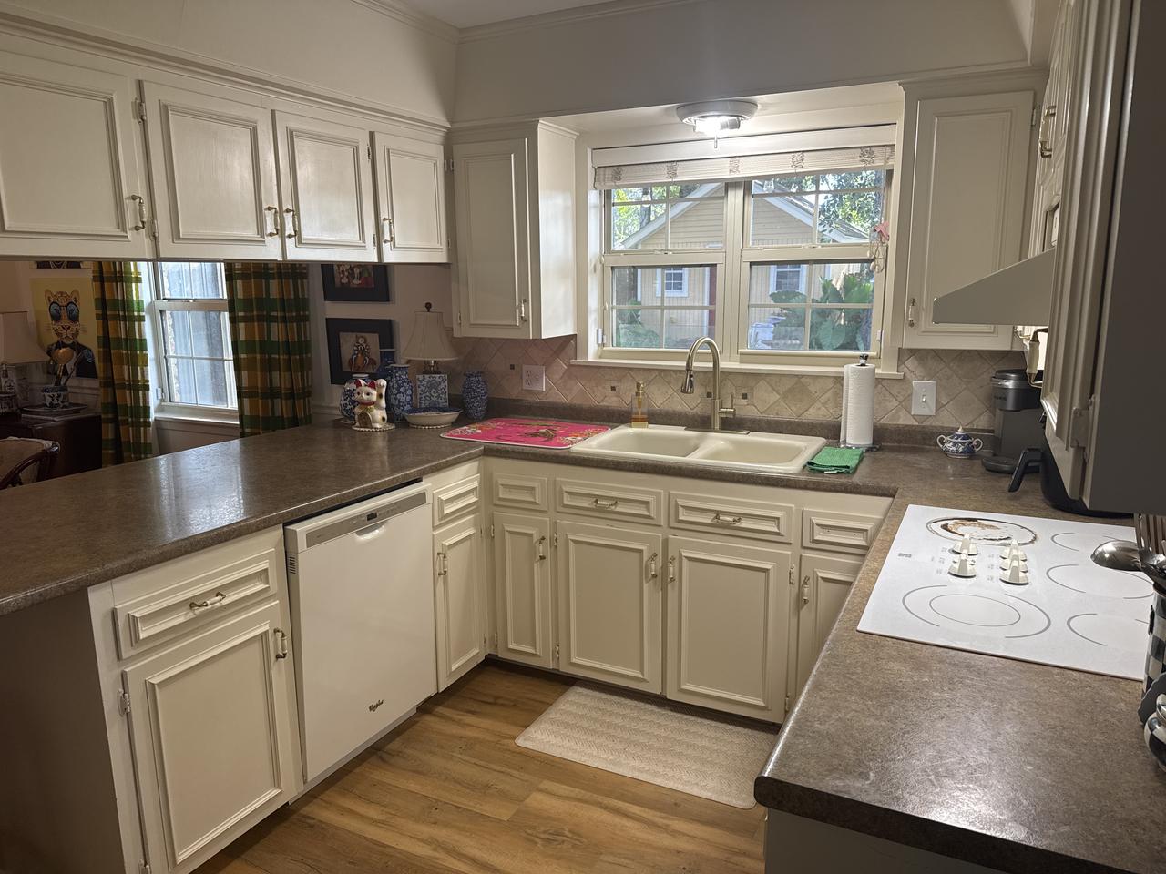 Profile photo 12 of 19