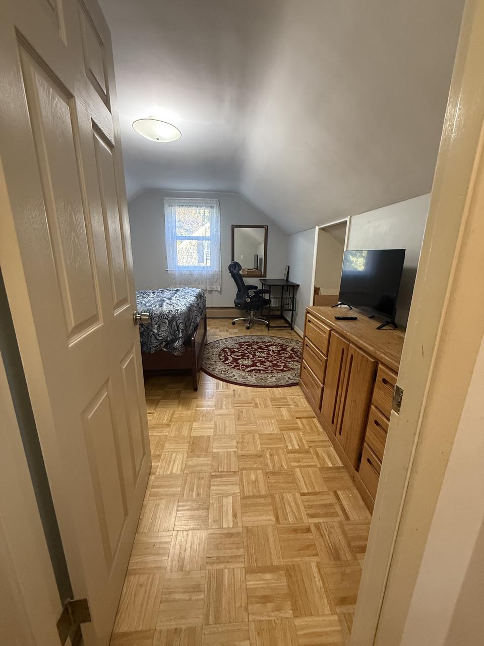 Profile photo 1 of 4