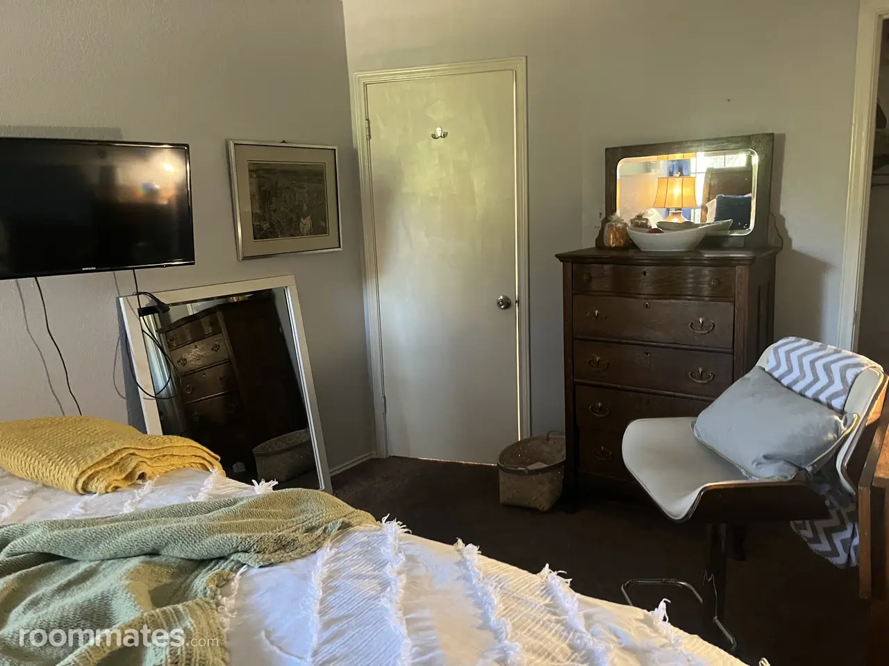 Profile photo 4 of 8