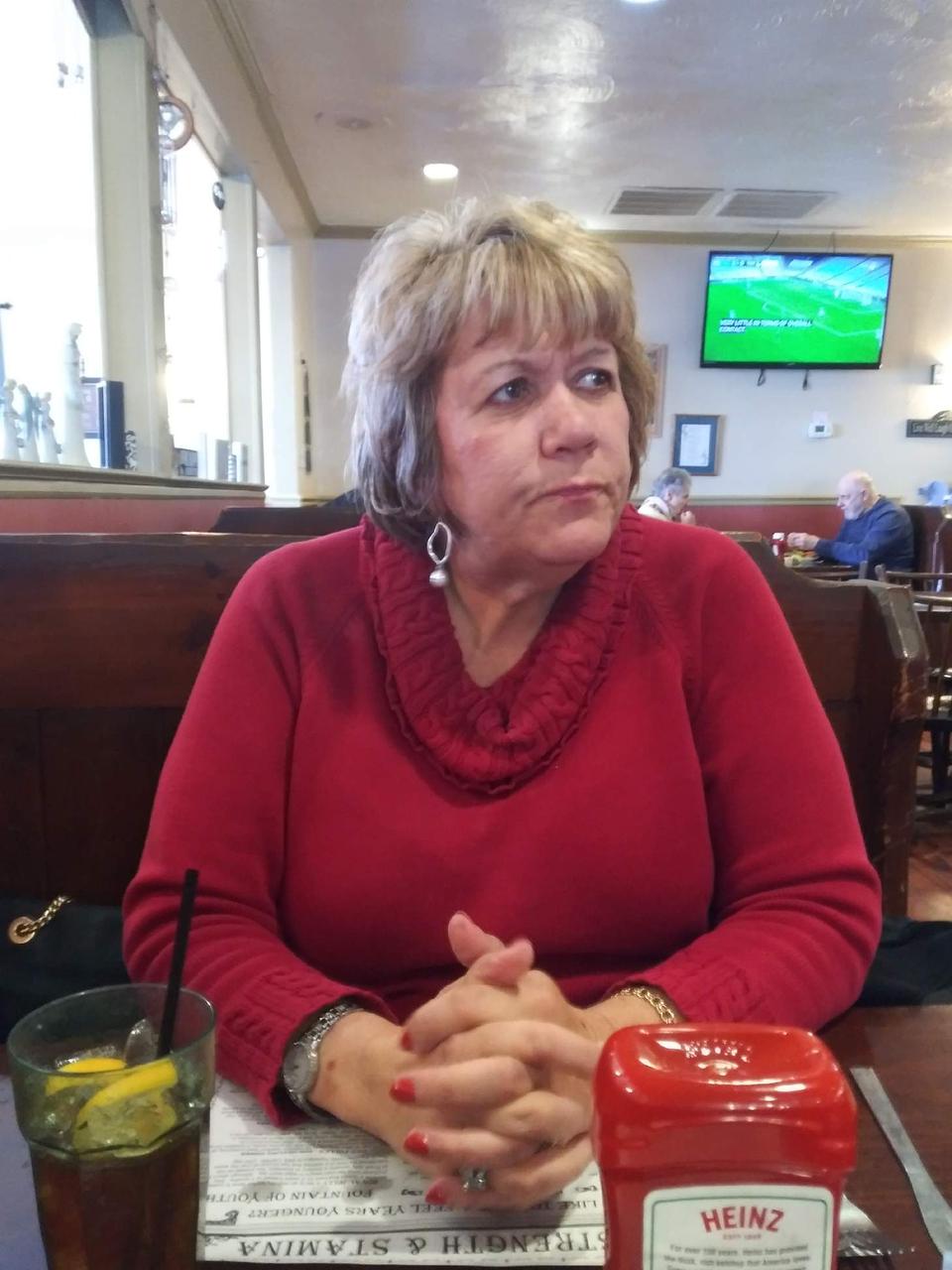 Profile photo 1 of 4