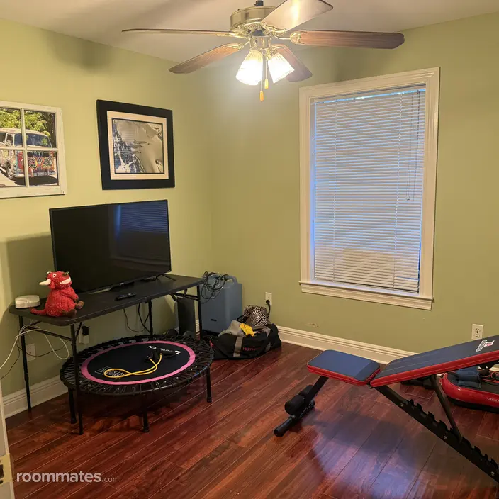 Room for rent in Mandeville, LA $700, house