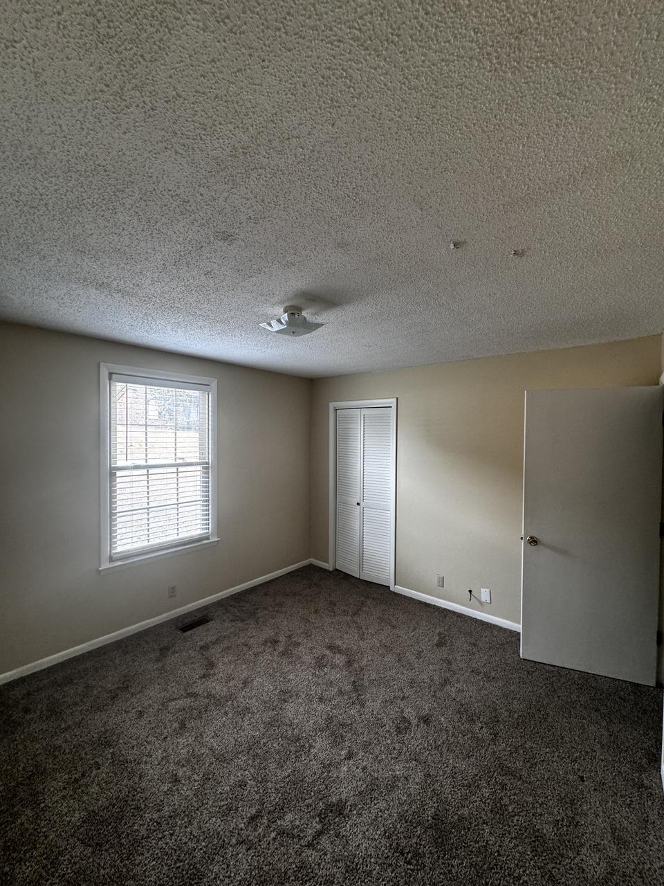 Profile photo 6 of 8