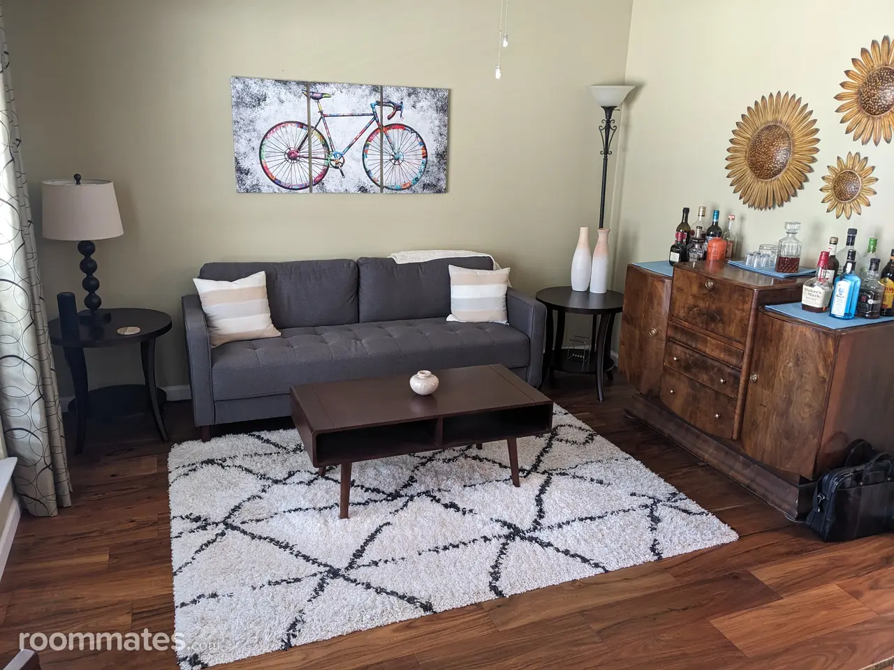 Profile photo 10 of 14