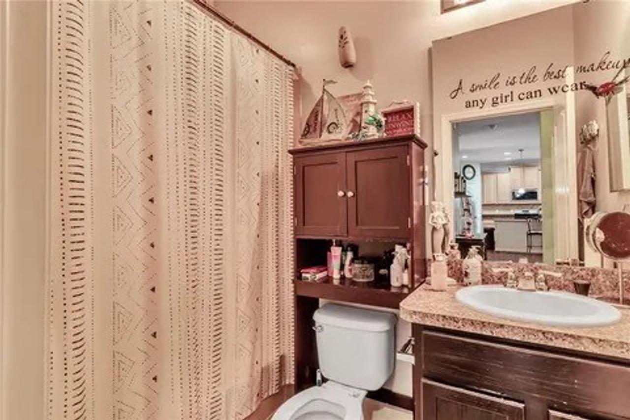 Profile photo 2 of 8