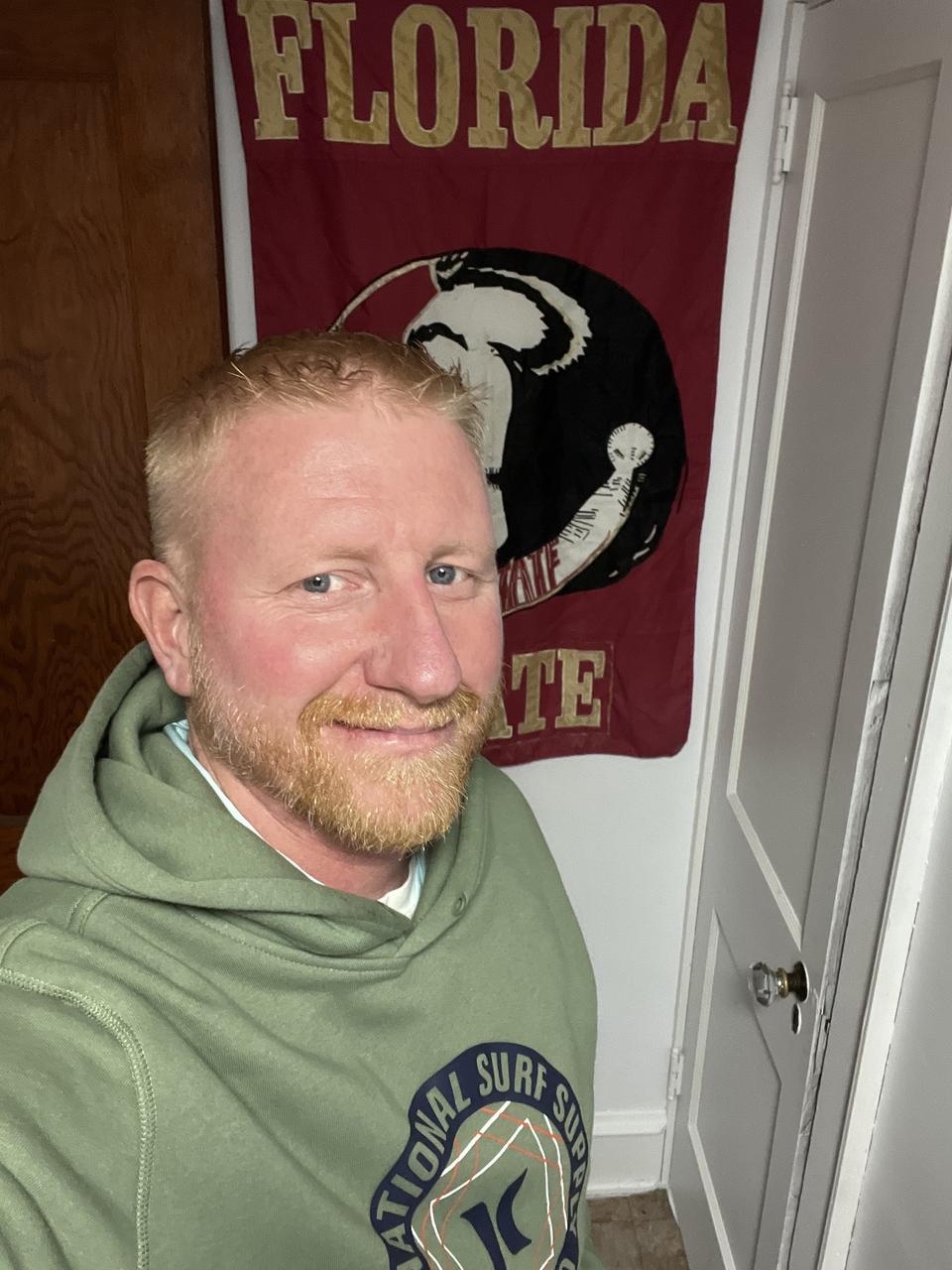 Profile photo 3 of 4