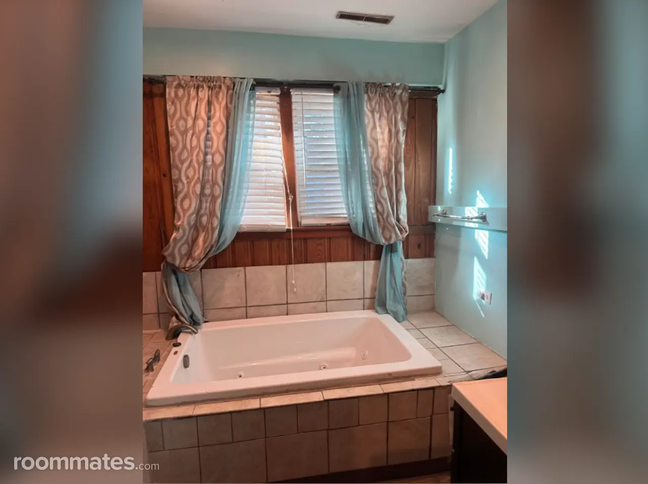 Profile photo 3 of 6