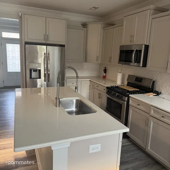 Room for rent in Charlotte, NC $900, house