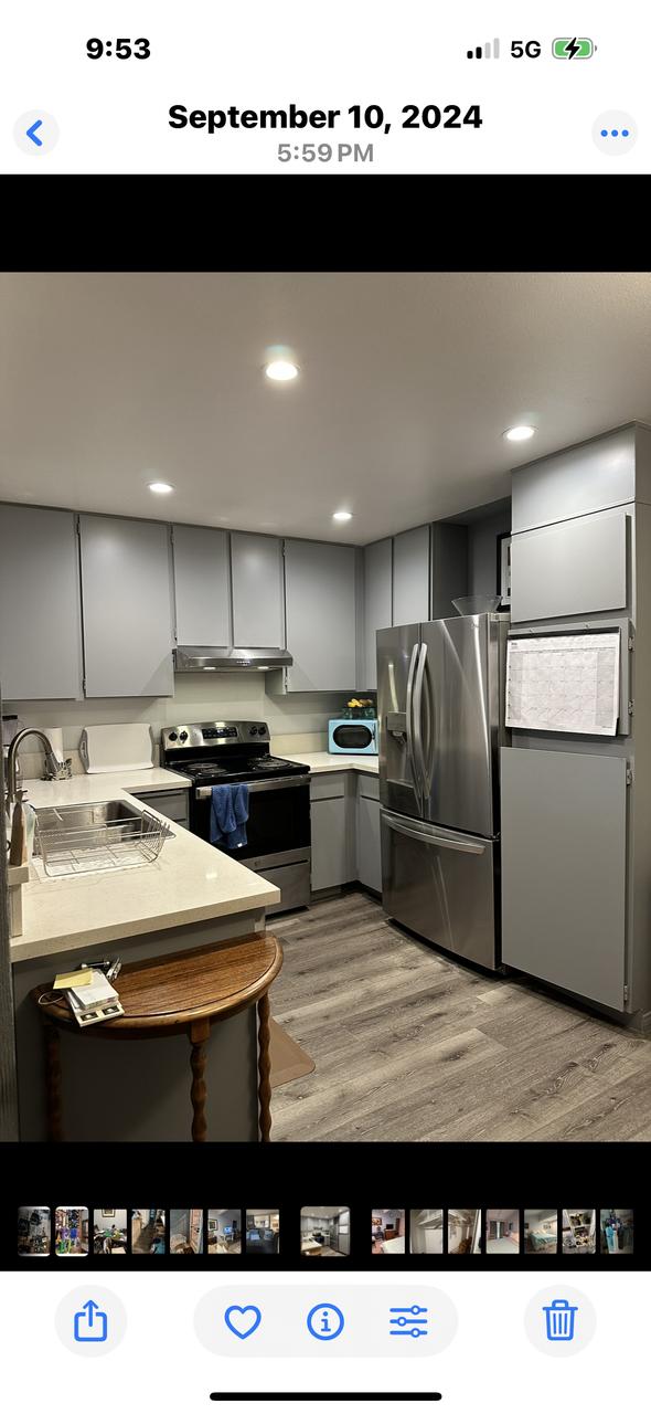 Profile photo 6 of 10