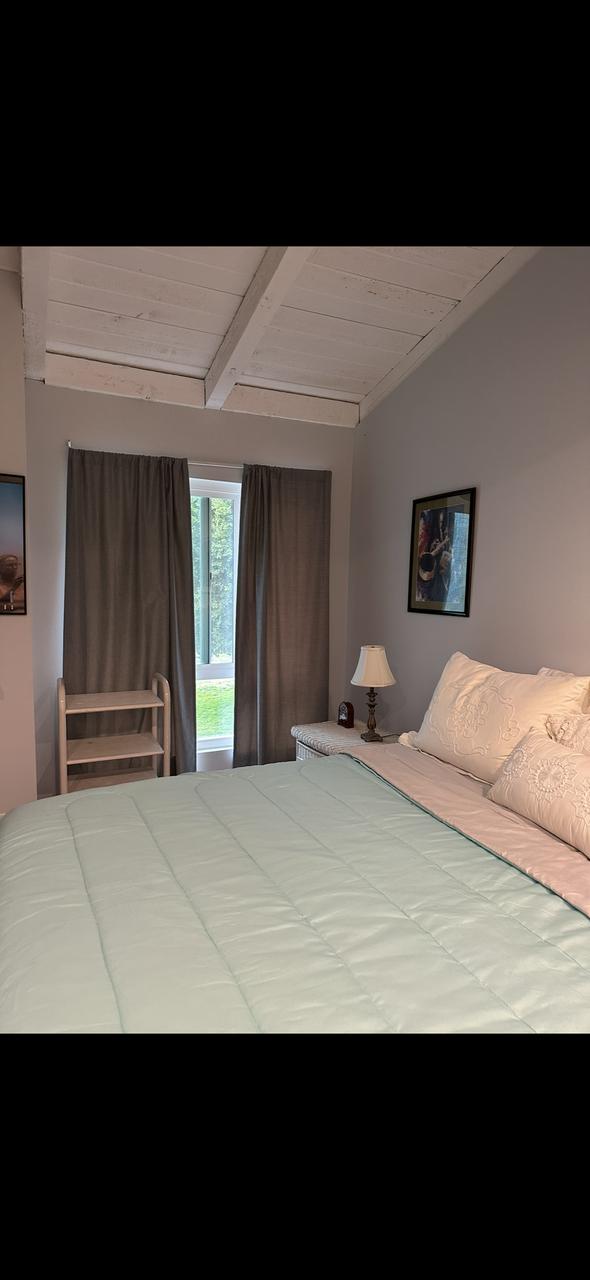 Profile photo 4 of 10