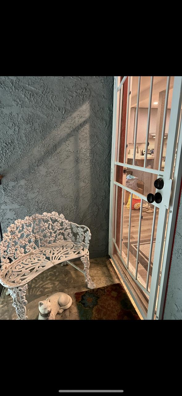 Profile photo 8 of 10