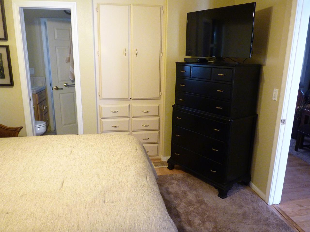 Profile photo 3 of 10