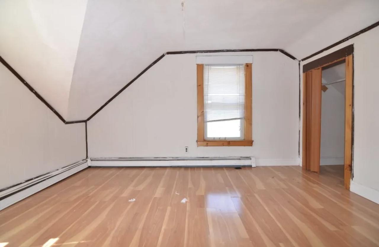 Profile photo 2 of 6