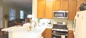 Room for rent in Williamsburg, VA $1100, house